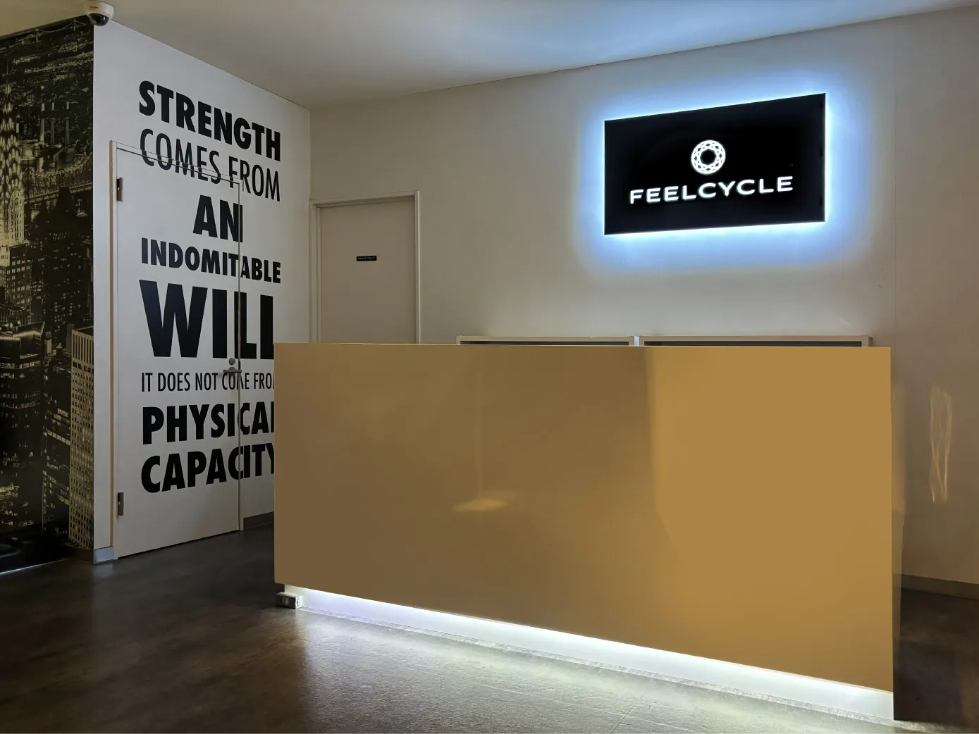 川崎店｜暗闇フィットネス FEELCYCLE｜川崎駅、京急川崎駅