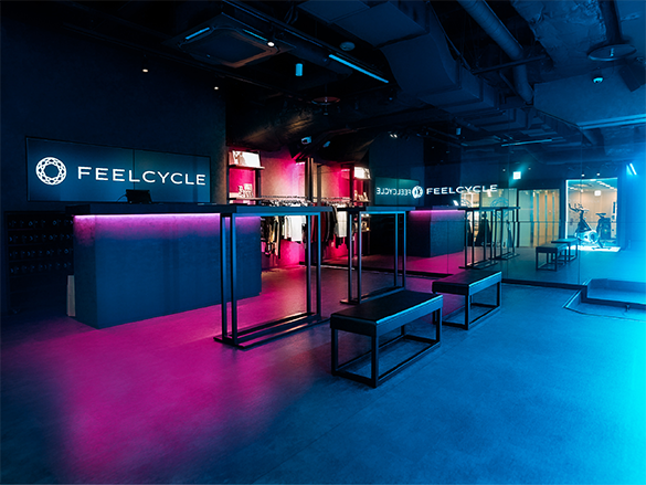 川崎店｜暗闇フィットネス FEELCYCLE｜川崎駅、京急川崎駅