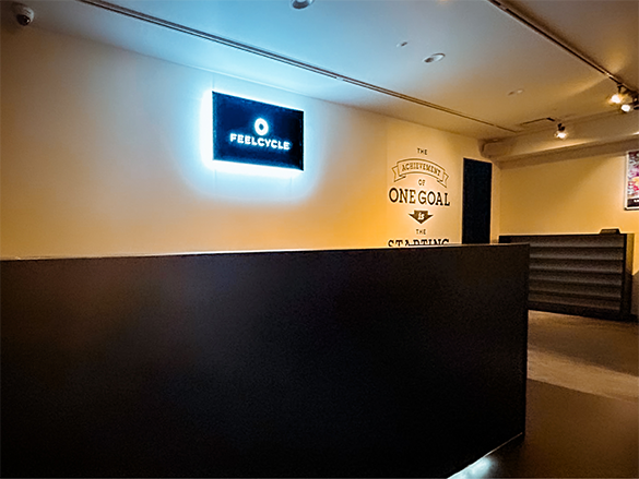 FEELCYCLE 三ノ宮 スタジオ写真