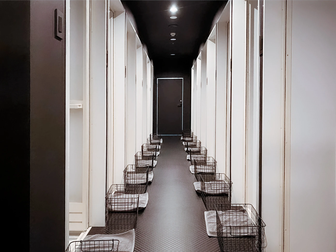 札幌店｜暗闇フィットネス FEELCYCLE｜大通駅、西4丁目駅